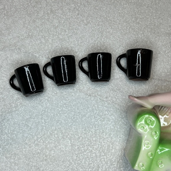 Vintage Nude Decanter Lady on Sofa - Risqué Japan with 4-cups - Picture 2 of 10